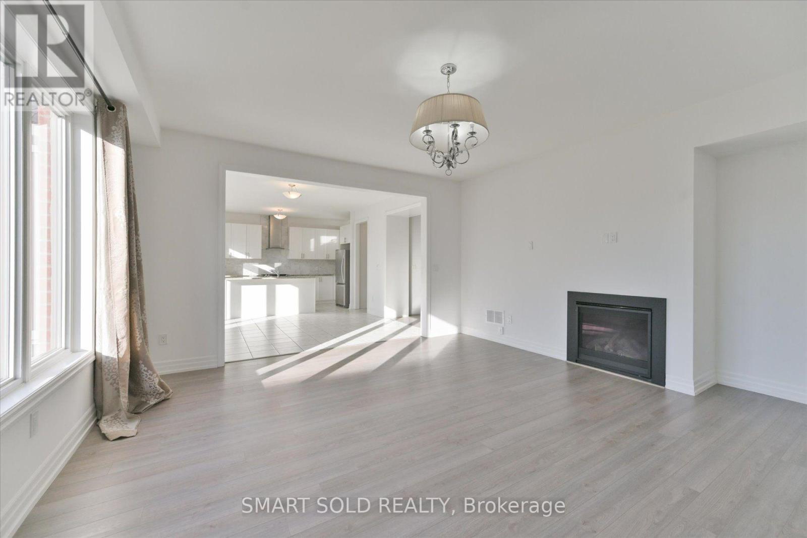 55 Charlotte Abby Drive, East Gwillimbury, Ontario  L9N 0T1 - Photo 17 - N14100920