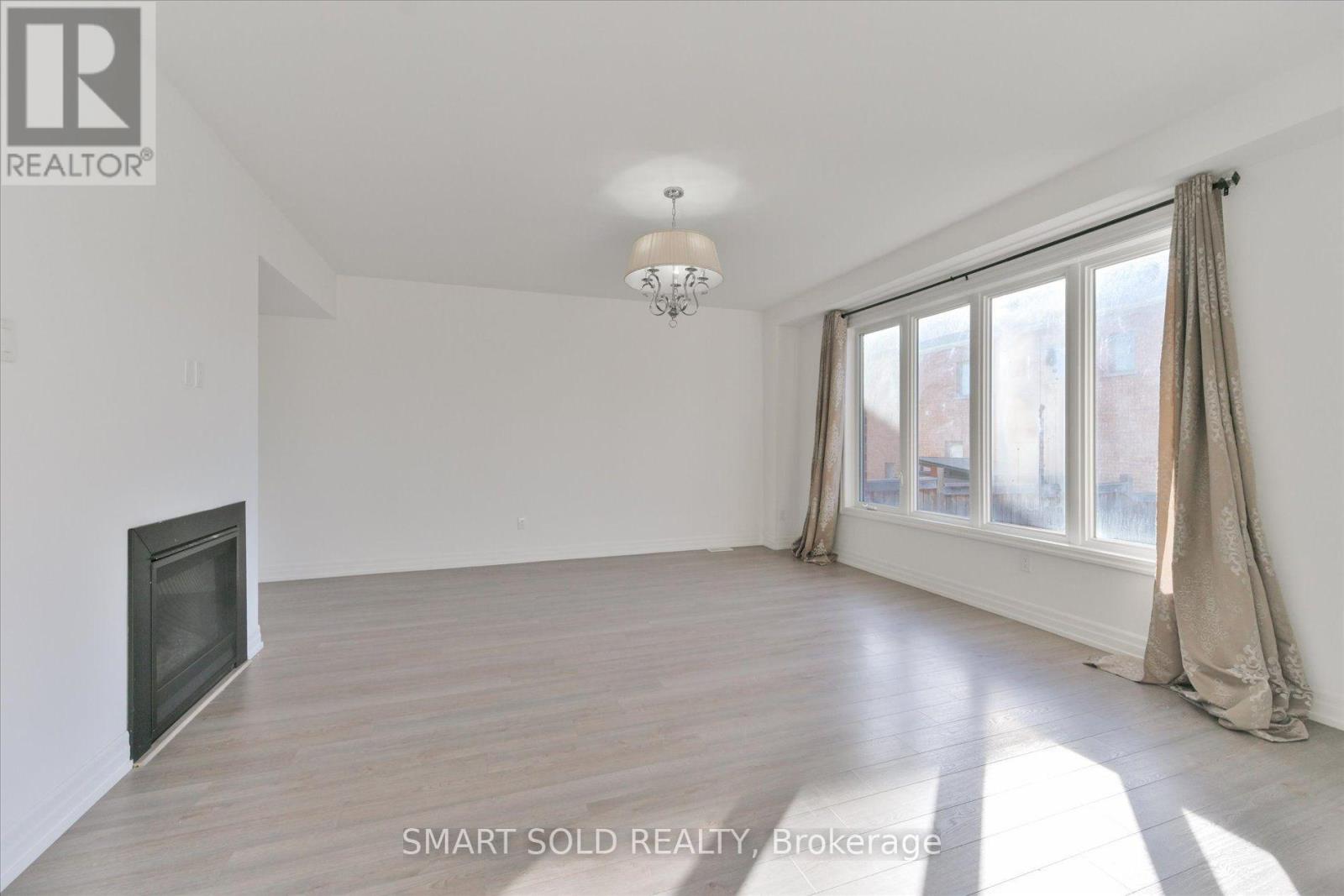 55 Charlotte Abby Drive, East Gwillimbury, Ontario  L9N 0T1 - Photo 16 - N14100920