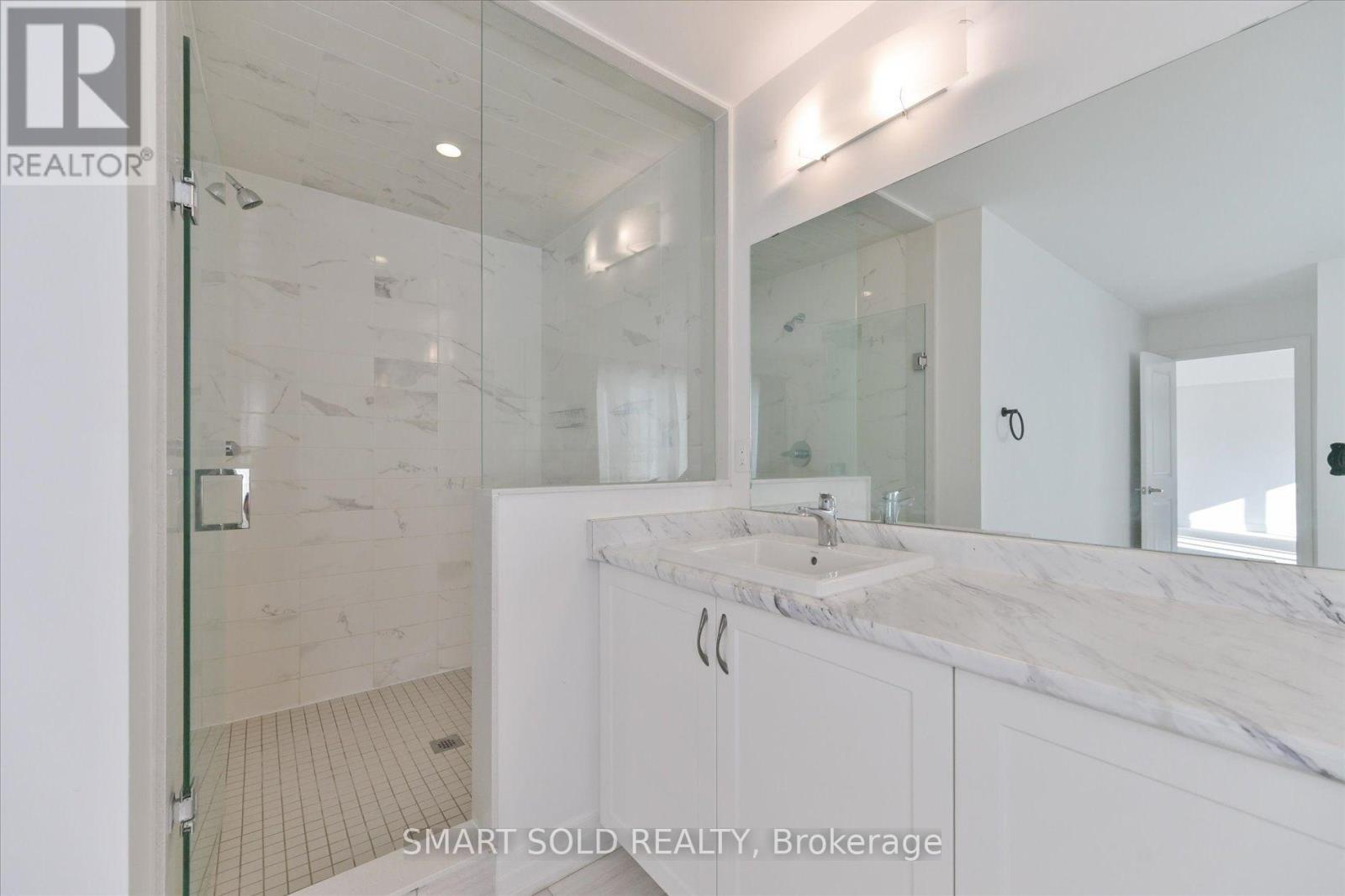55 Charlotte Abby Drive, East Gwillimbury, Ontario  L9N 0T1 - Photo 26 - N14100920