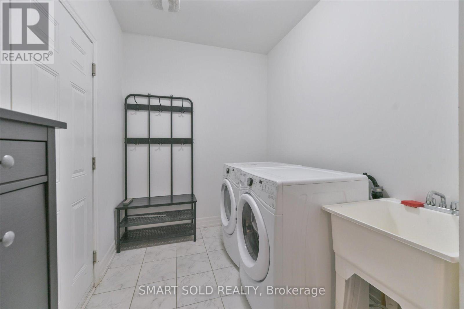55 Charlotte Abby Drive, East Gwillimbury, Ontario  L9N 0T1 - Photo 36 - N14100920