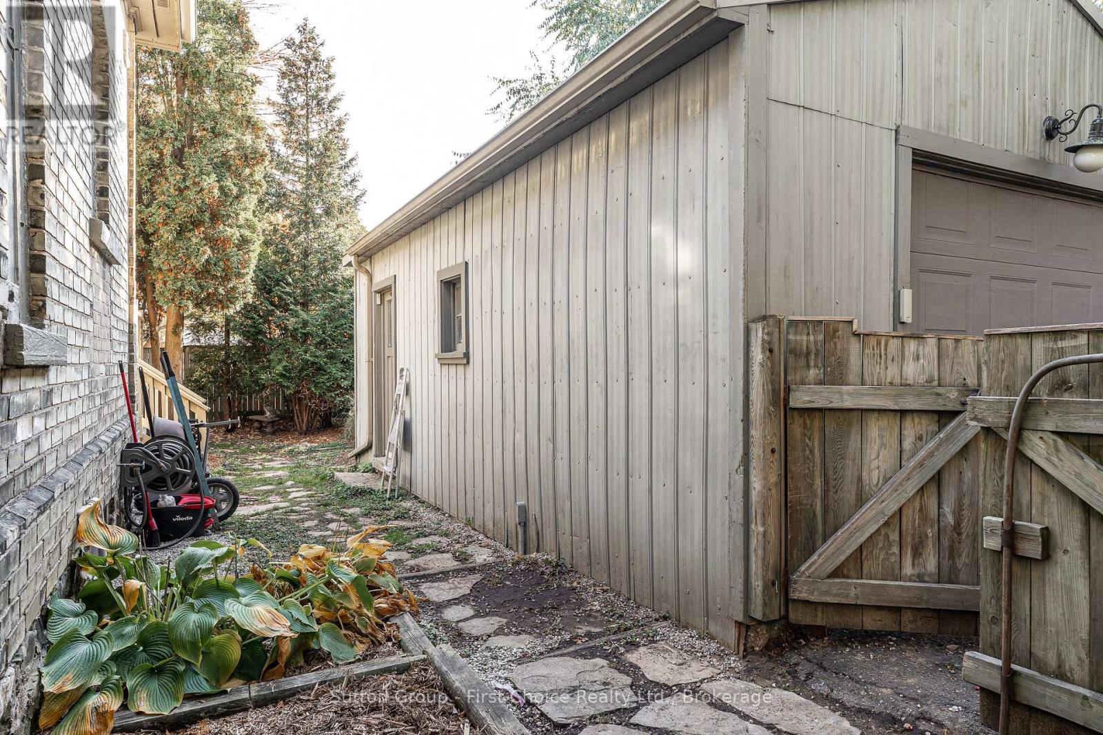 109 Cobourg Street, Stratford, Ontario  N5A 3E7 - Photo 49 - X14114792