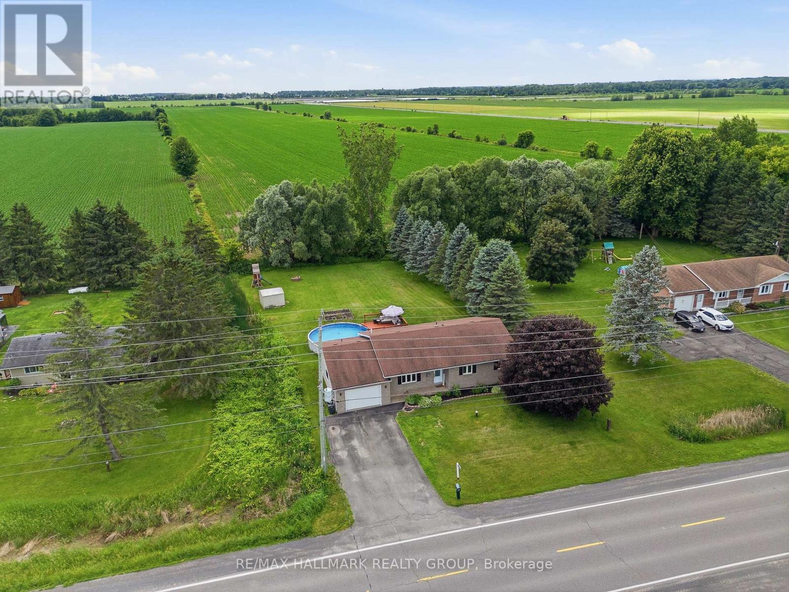 1236 ST ALBERT ROAD, russell, Ontario