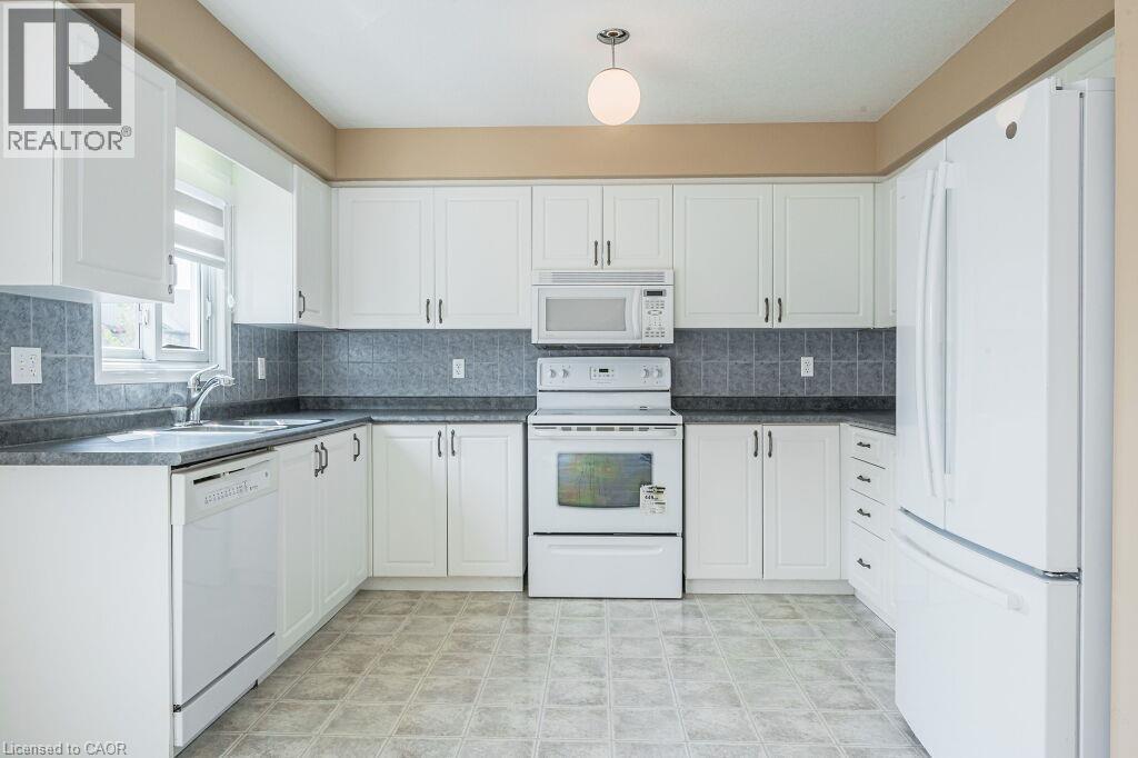4 Madeleine Street, Kitchener, Ontario  N2R 1V5 - Photo 13 - 40873666