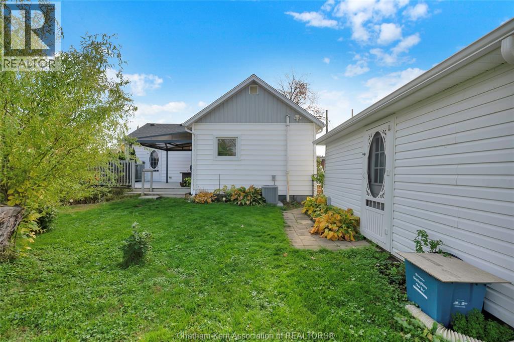 14 York Street East, Ridgetown, Ontario  N0P 2C0 - Photo 6 - 26026155