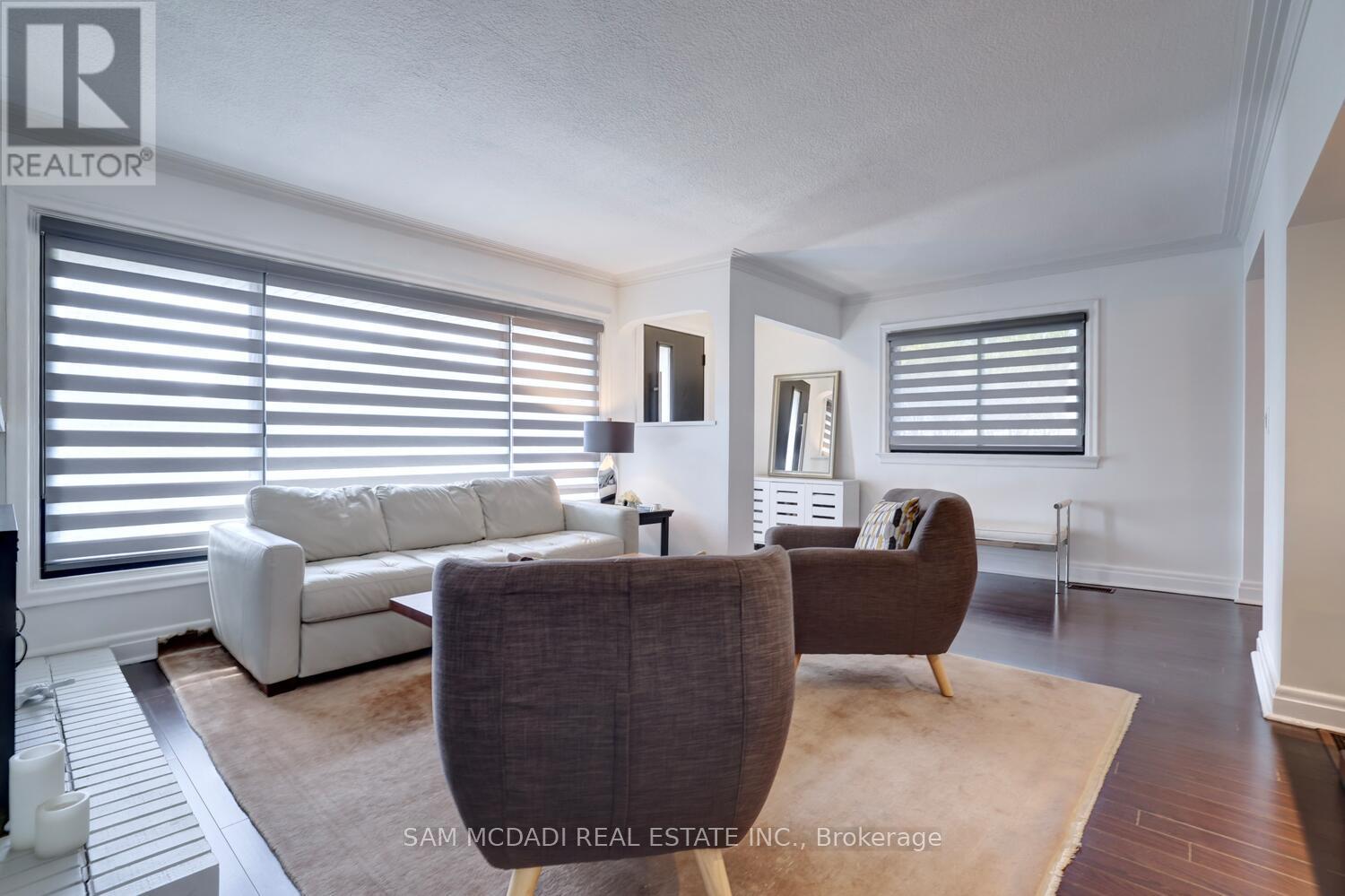 821 Parkland Avenue, Mississauga, Ontario  L5H 3G6 - Photo 5 - W14114822