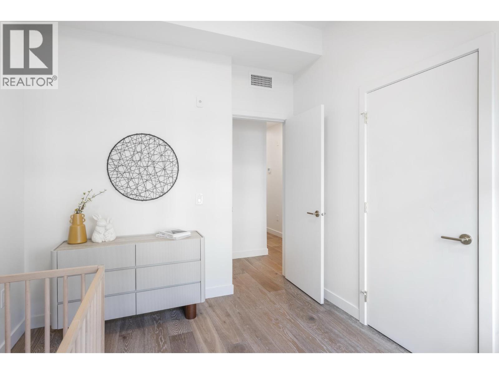 235 602 E 2nd Street, North Vancouver, British Columbia  V7L 1G7 - Photo 24 - R3151830