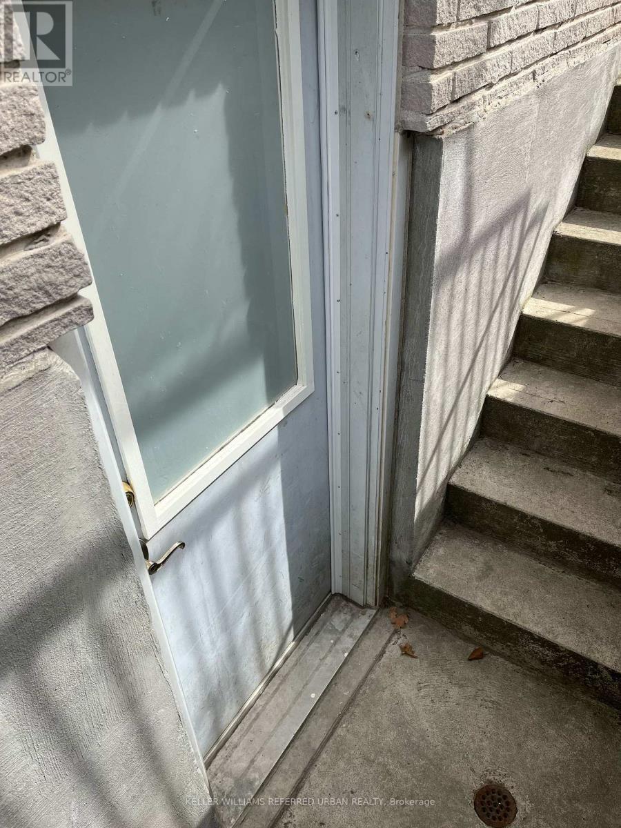 Bsmt 2 - 103 Almore Avenue, Toronto, Ontario  M3H 2H4 - Photo 4 - C14114866