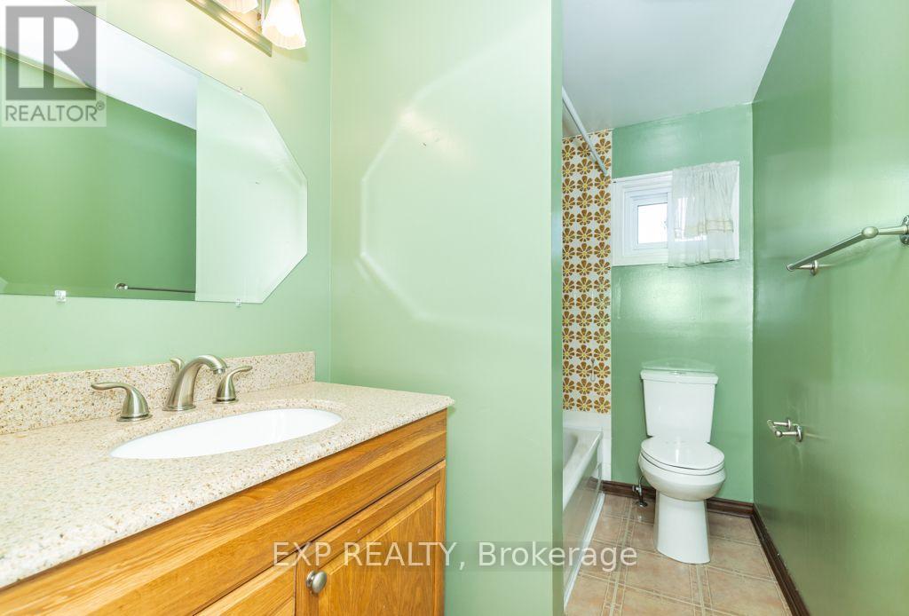 Main / Upper - 64 Burden Crescent, Ajax, Ontario  L1S 3T8 - Photo 21 - E14114872