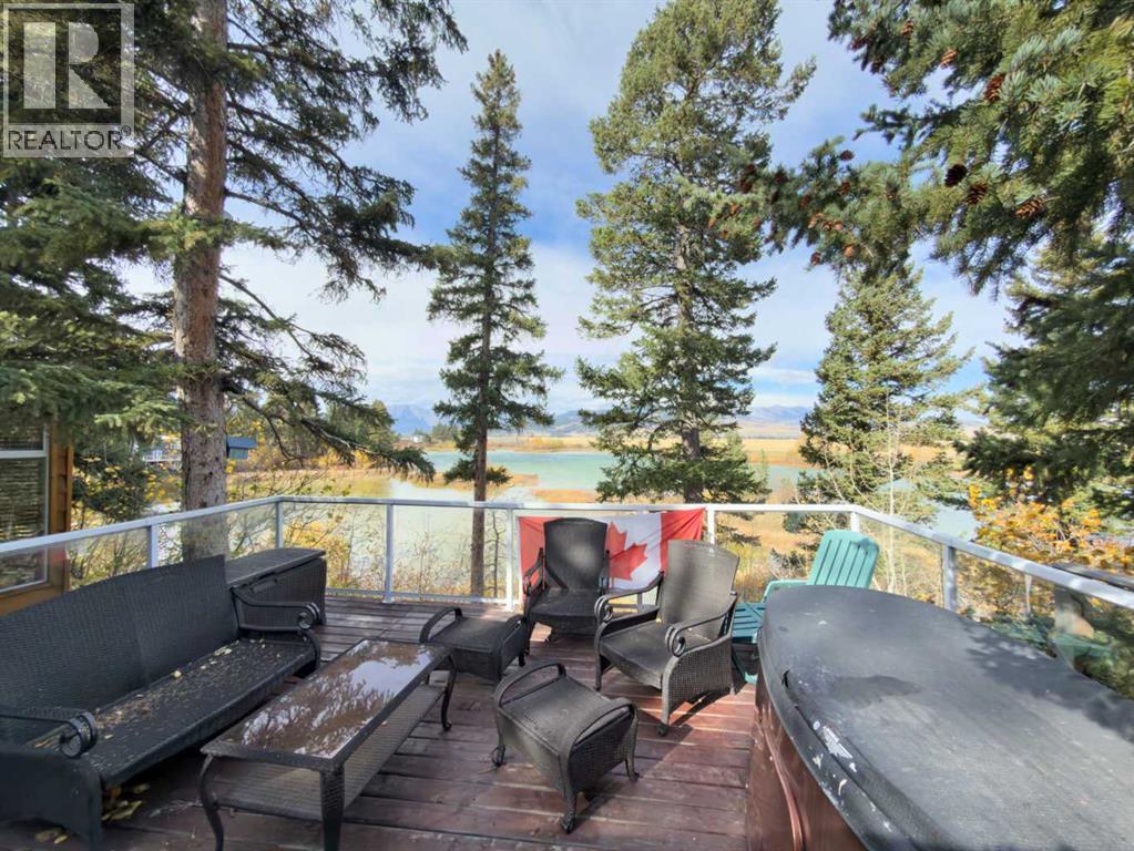16 Lee Lake Road, Rural Pincher Creek No. 9, Alberta T0K 1W0 - Photo 3 - A2354431