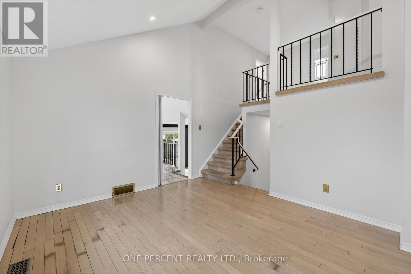 6343 Mattice Avenue, Ottawa, Ontario  K1C 2G1 - Photo 12 - X14114890