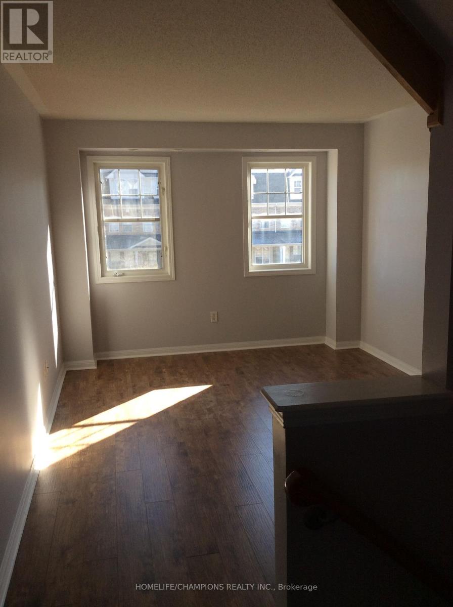Unit #2 - 32 Ecopark Gate, Toronto, Ontario  M1B 6G8 - Photo 3 - E14114894