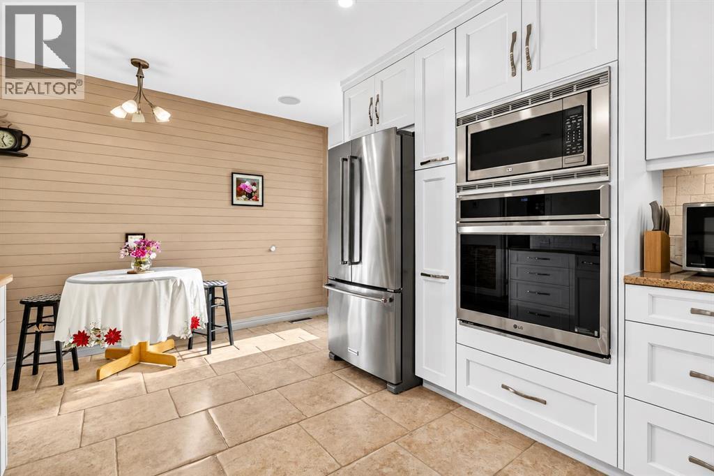 20 Erin Croft Place SE, Calgary, Alberta  T2B 2V3 - Photo 17 - A2353766