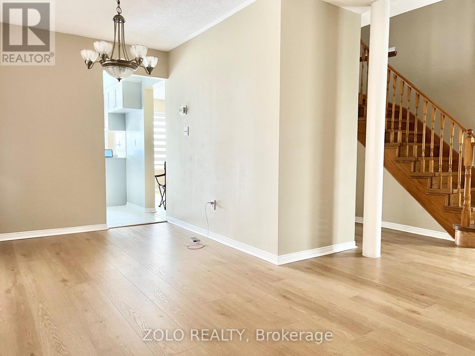 19 Saddletree Trail, Brampton (Brampton West), Ontario  L6X 4M5 - Photo 5 - W14114898