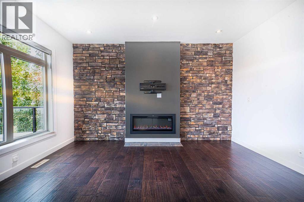 63 Truant Crescent