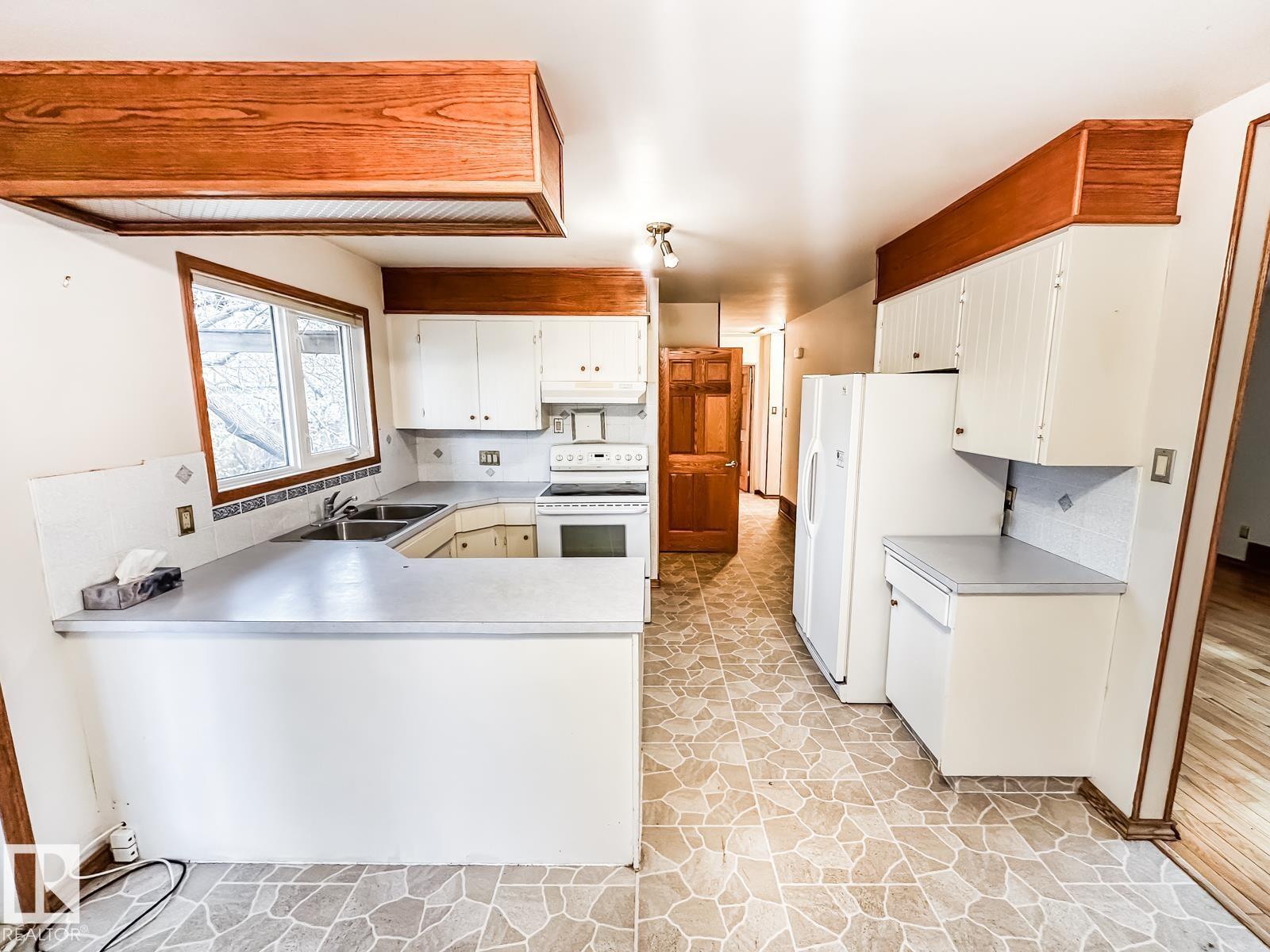 5812 105 Av NW, Edmonton, Alberta  T6A 1A6 - Photo 13 - E4514227