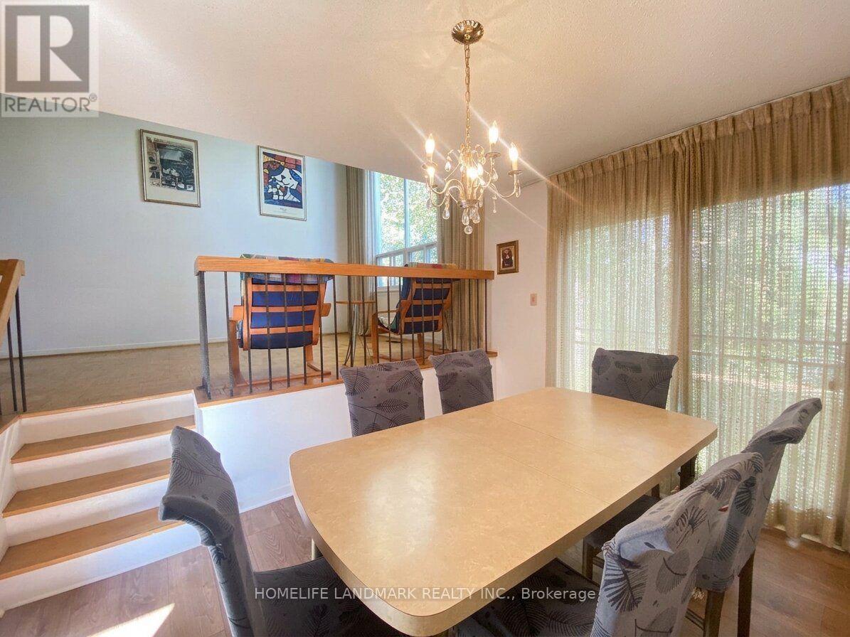 29 Snowshoe Crescent, Markham, Ontario  L3T 4M7 - Photo 4 - N14111302