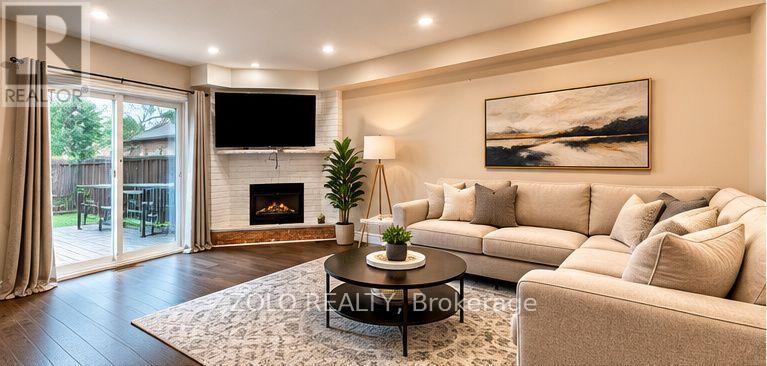 76 Lansbury Drive W, Toronto, Ontario  M1V 3H6 - Photo 3 - E14114950