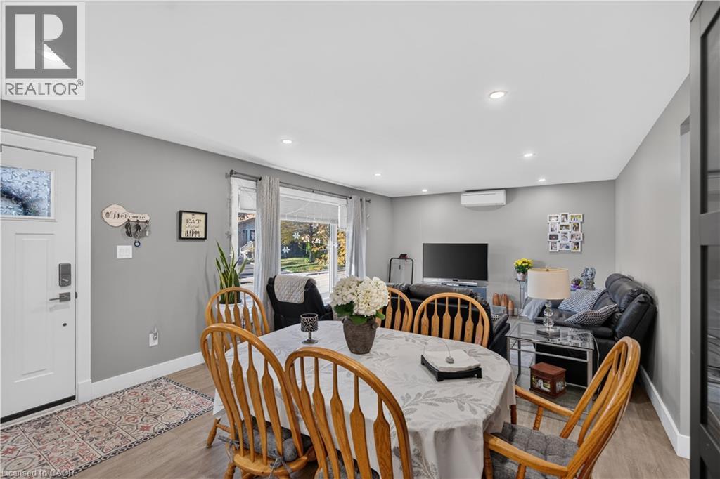 841 Tenth Avenue, Hamilton, Ontario  L8T 3L7 - Photo 4 - 40872976