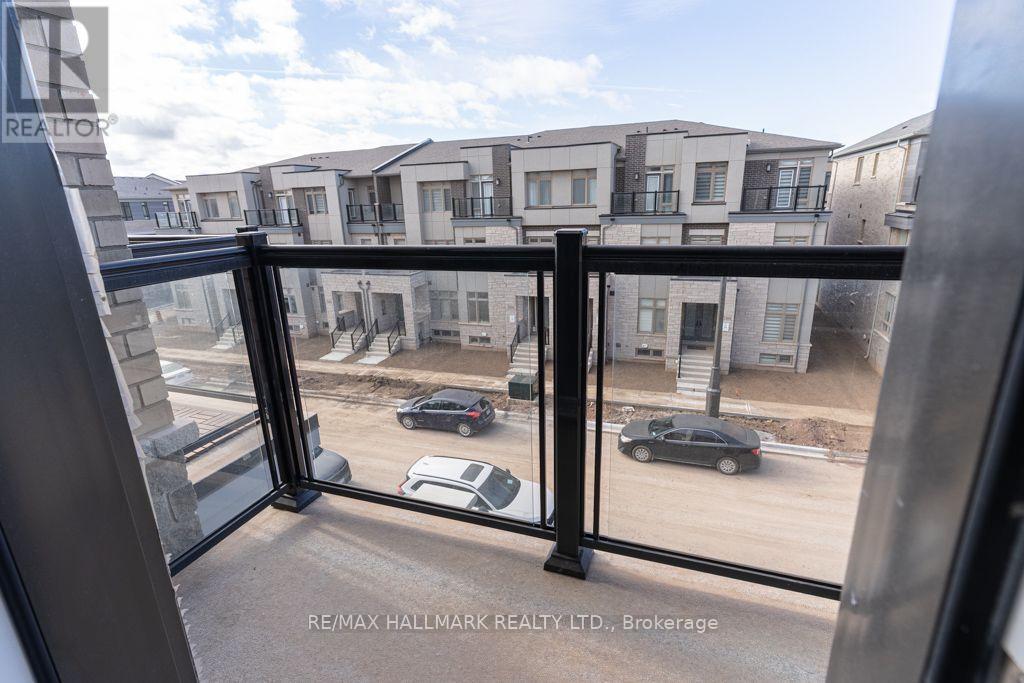 3313 Taha Gardens, Oakville, Ontario  L6M 4K1 - Photo 22 - W14110452