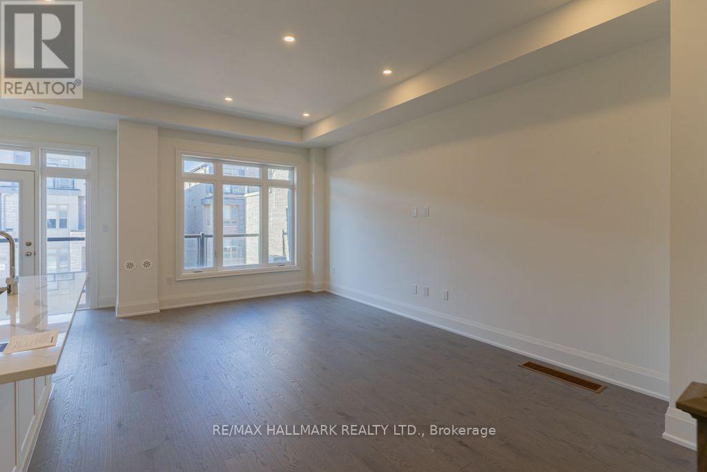 3313 Taha Gardens, Oakville, Ontario  L6M 4K1 - Photo 5 - W14110452