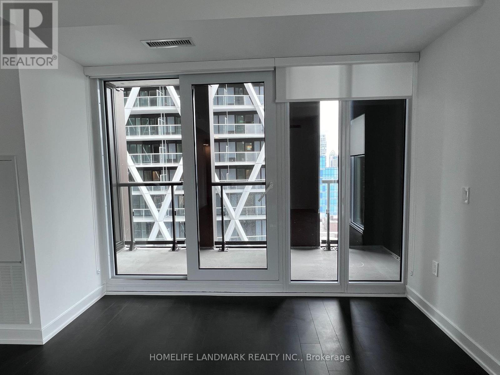 2408 - 238 Simcoe Street, Toronto, Ontario  M5T 0B8 - Photo 8 - C14115004