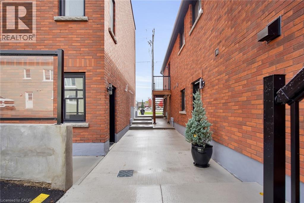 74a Church Street Unit# 1, Stratford, Ontario  N5A 2R2 - Photo 32 - 40869477