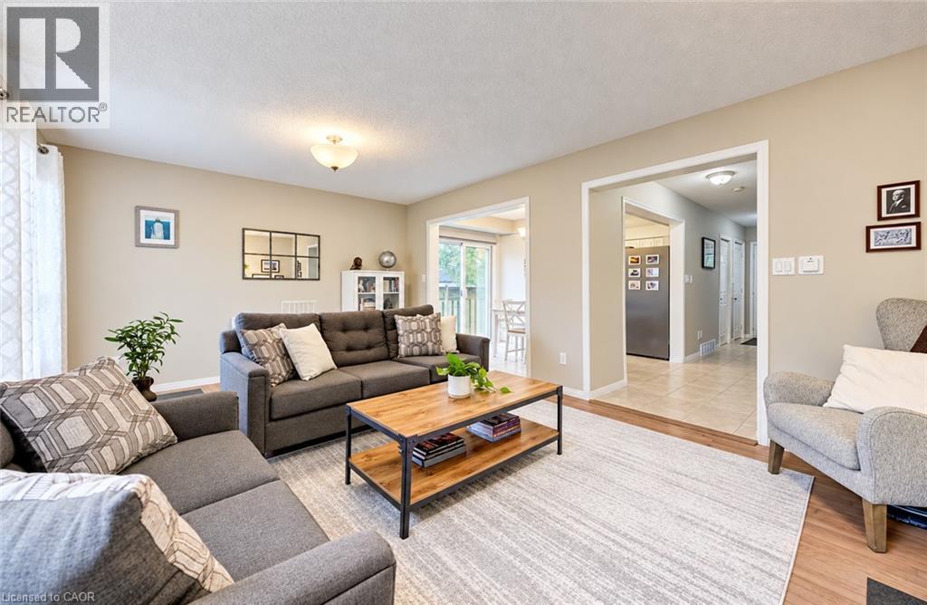 24 White Sands Court, Kitchener, Ontario N2E 3S4 - Photo 15 - 40872330