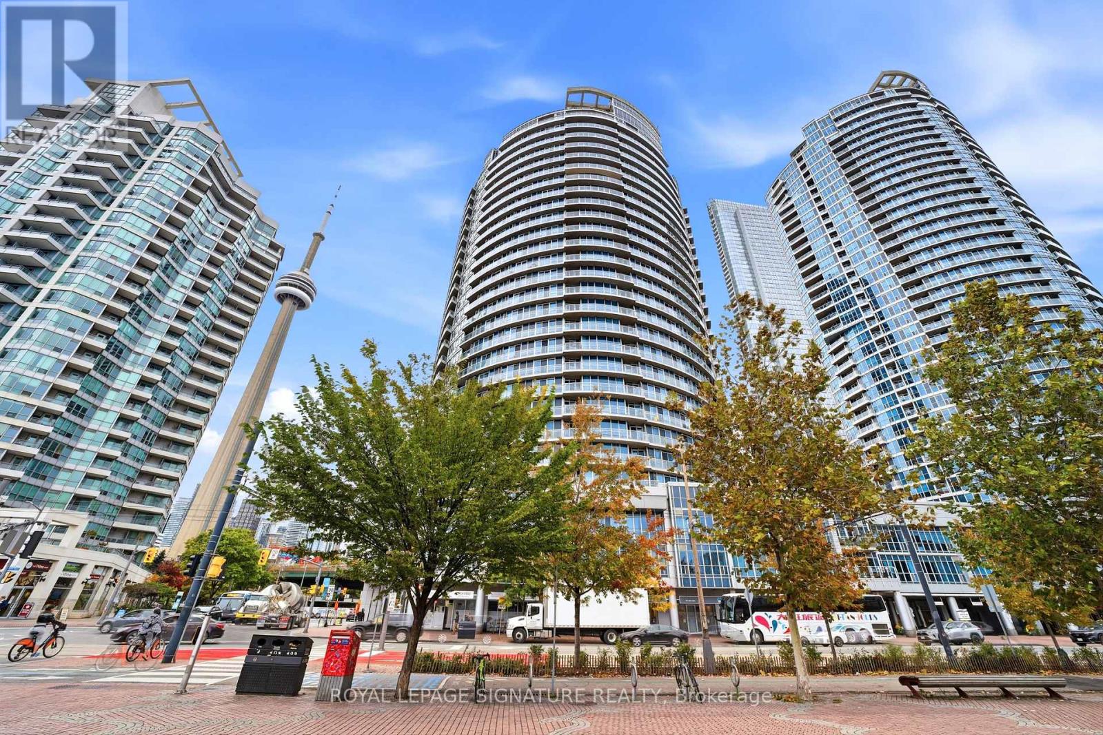 510 - 218 Queens Quay W, Toronto, Ontario  M5J 2Y6 - Photo 2 - C14092112