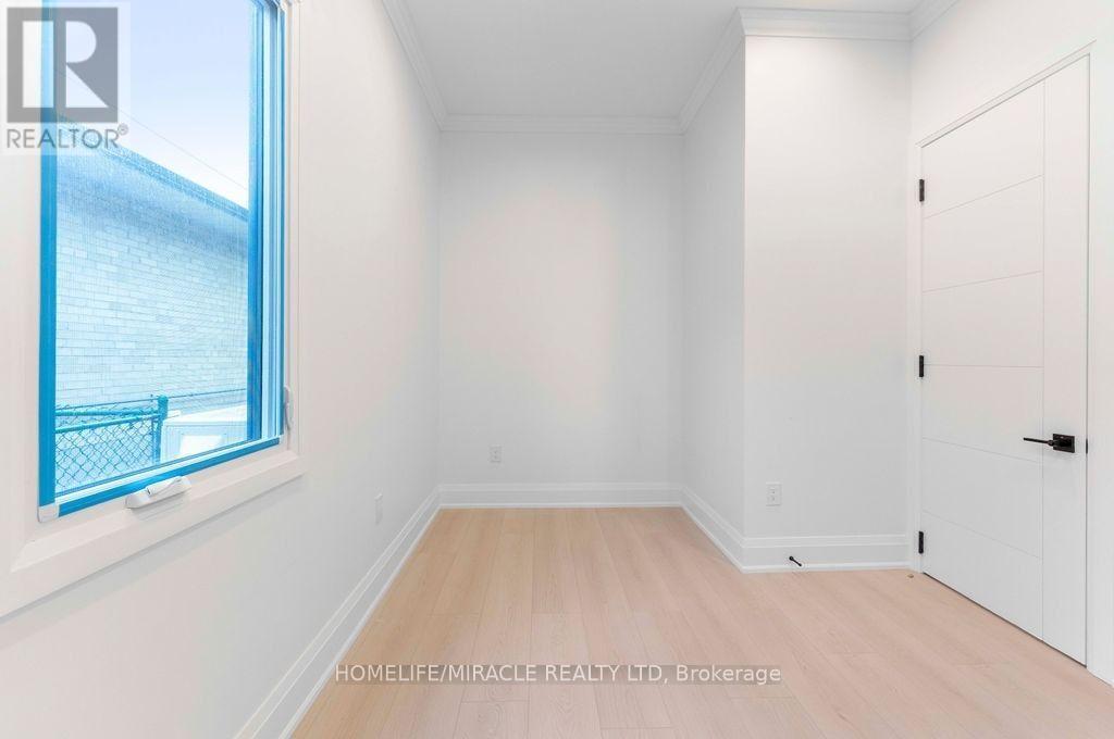 Garden Suite - 22 Rossander Court, Toronto, Ontario  M1J 2B7 - Photo 15 - E14114670