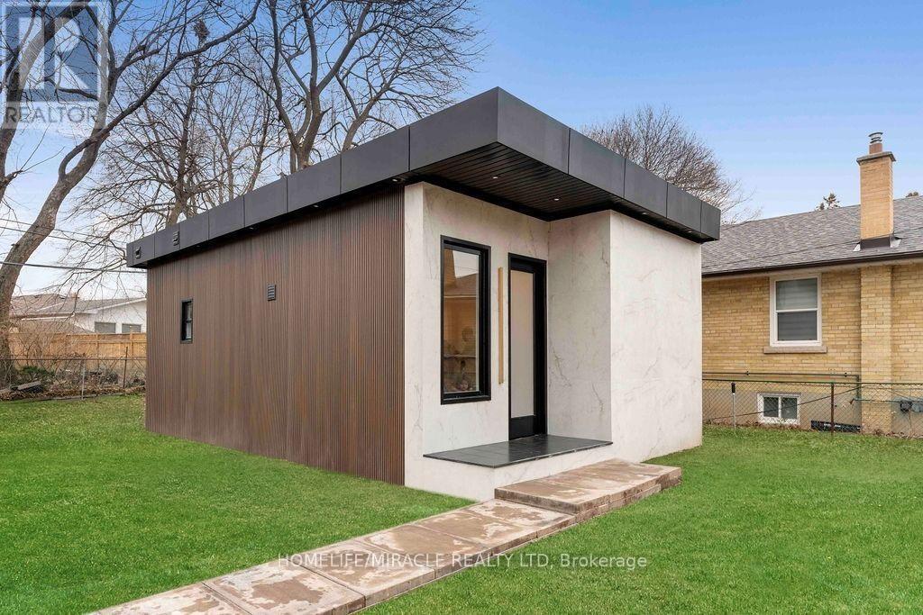 Garden Suite - 22 Rossander Court, Toronto, Ontario  M1J 2B7 - Photo 3 - E14114670