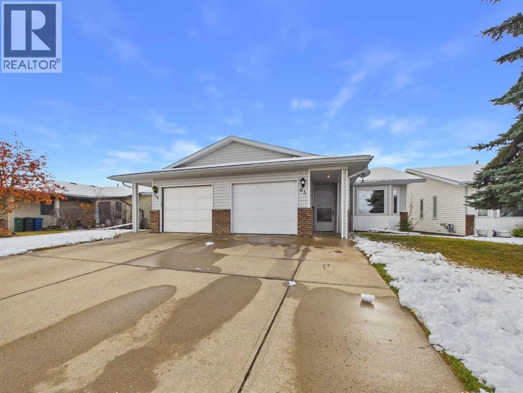63 Ellis Street, Red Deer, Alberta  T4R 2C6 - Photo 2 - A2354503