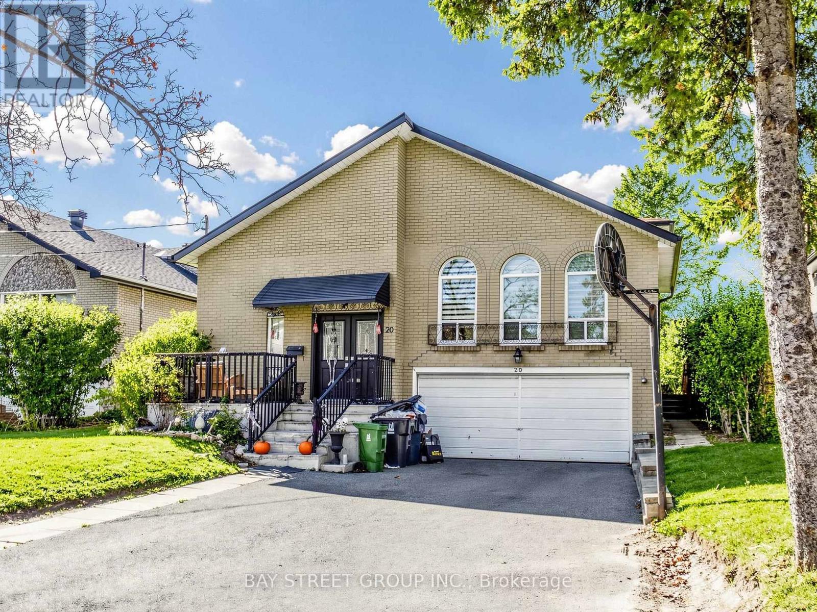 20 Edmonton Road, Toronto, Ontario  M2J 3W6 - Photo 3 - C14114920