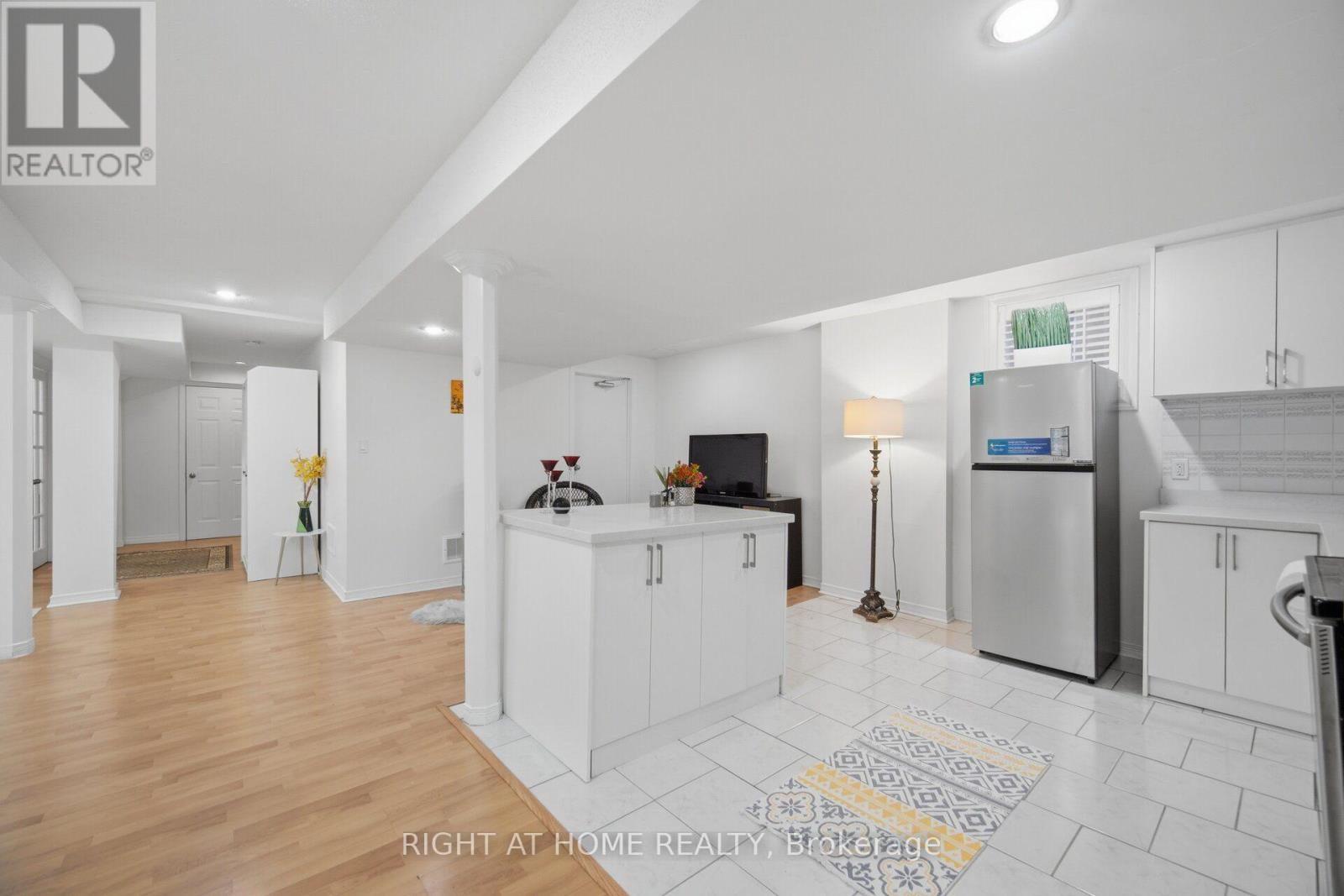 Basement - 6379 Alderwood Trail, Mississauga, Ontario  L5N 6W9 - Photo 23 - W13704246