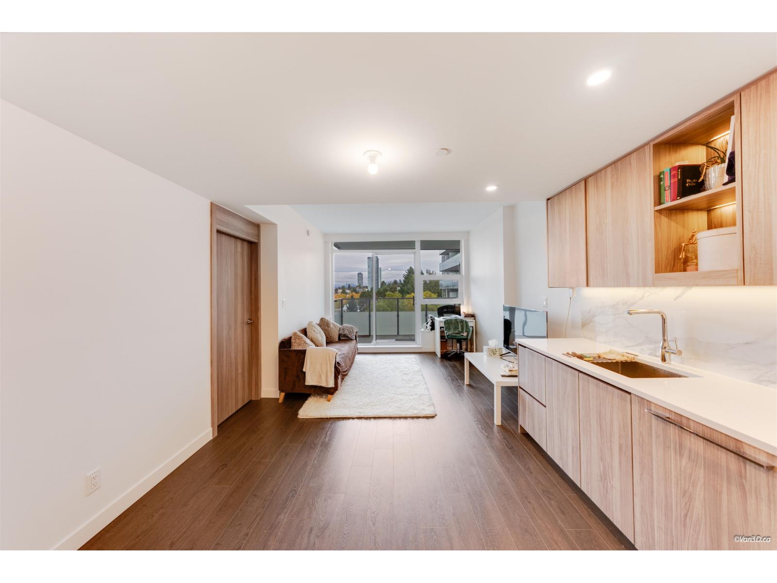 910 13768 100 Avenue, Surrey, British Columbia  V3T 0V2 - Photo 4 - R3175386