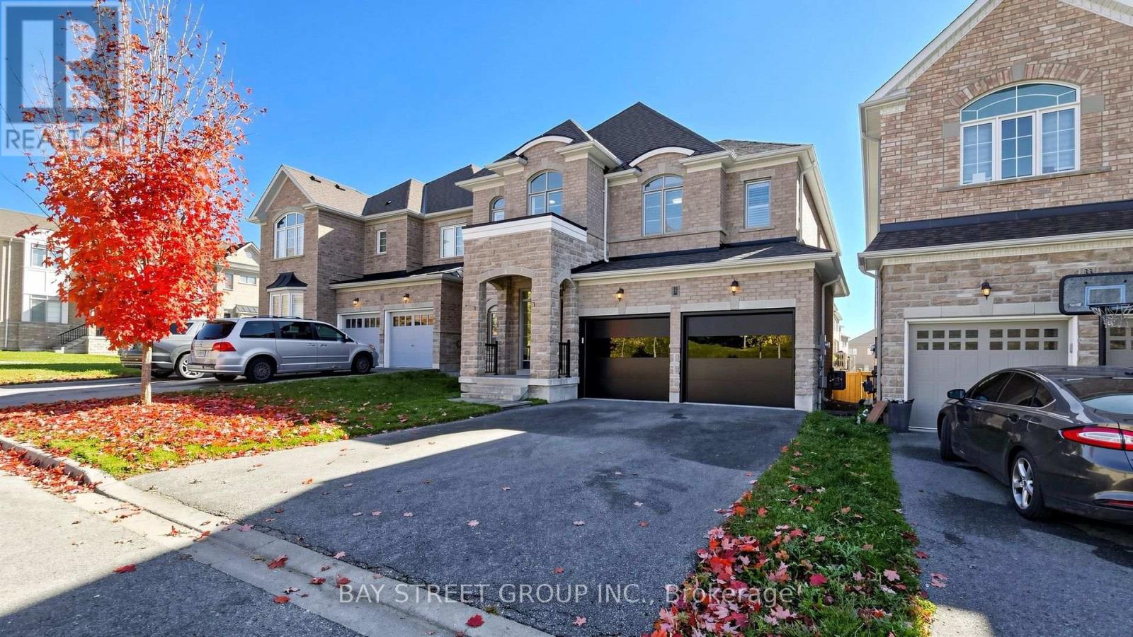 35 Walter Tunny Crescent, East Gwillimbury, Ontario L9N 0R4 - Photo 2 - N14109698