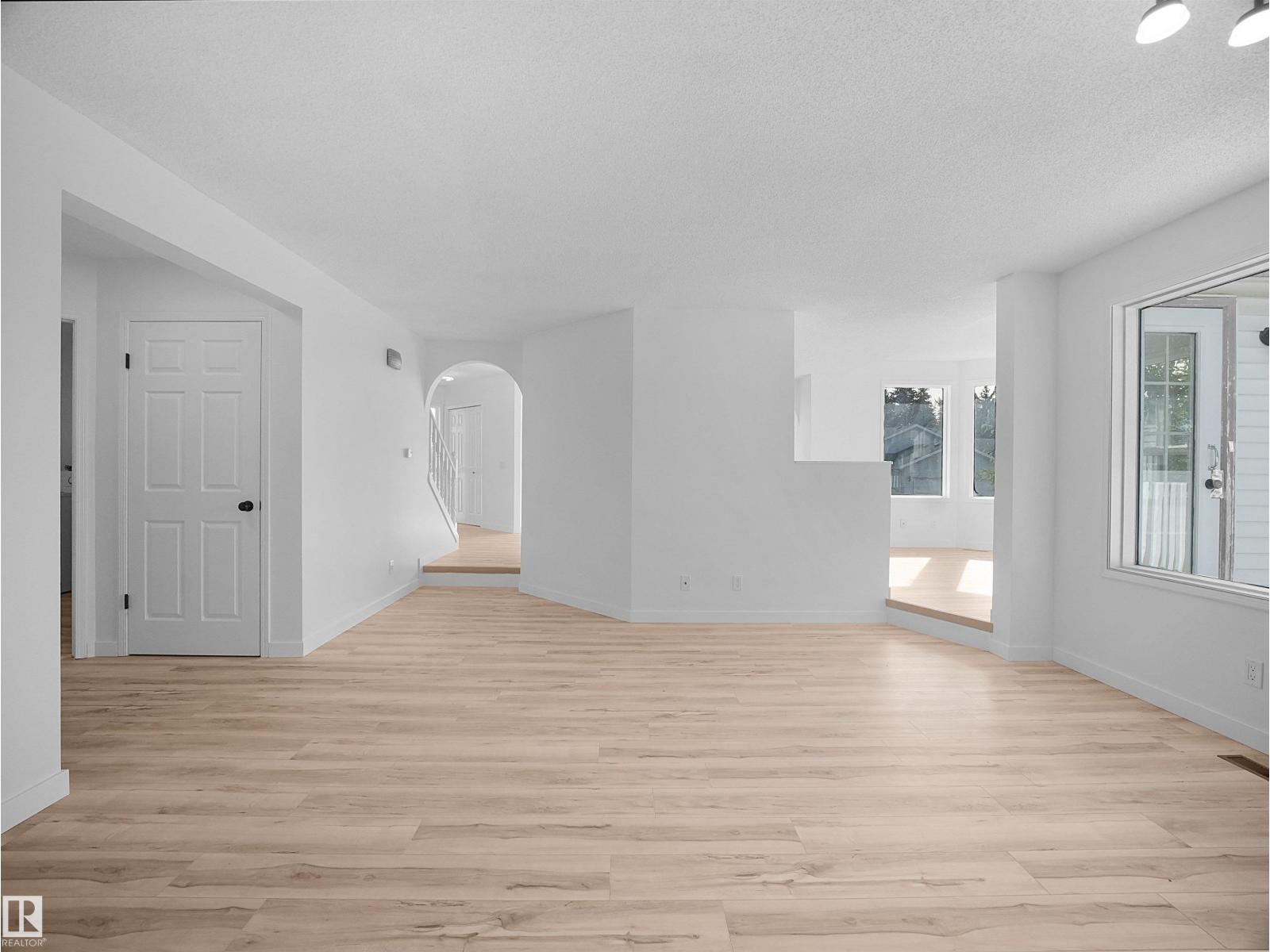 4103 28 Av Nw, Edmonton, Alberta  T6L 4H2 - Photo 19 - E4511676
