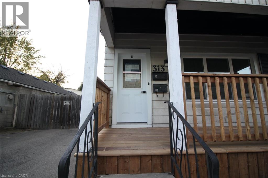 313 N Wentworth Street N Unit# A, Hamilton, Ontario  L8L 5V9 - Photo 2 - 40873876