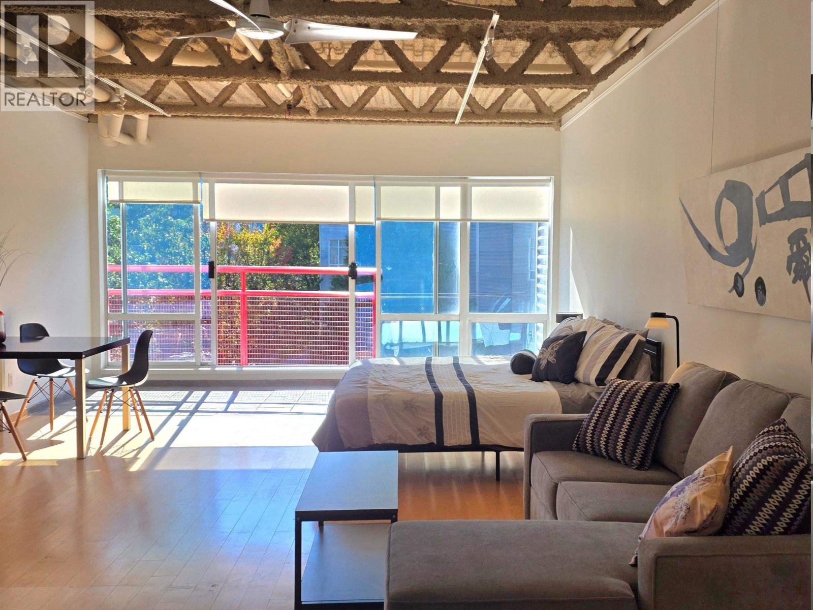 407 350 E 2ND AVENUE, Vancouver, British Columbia