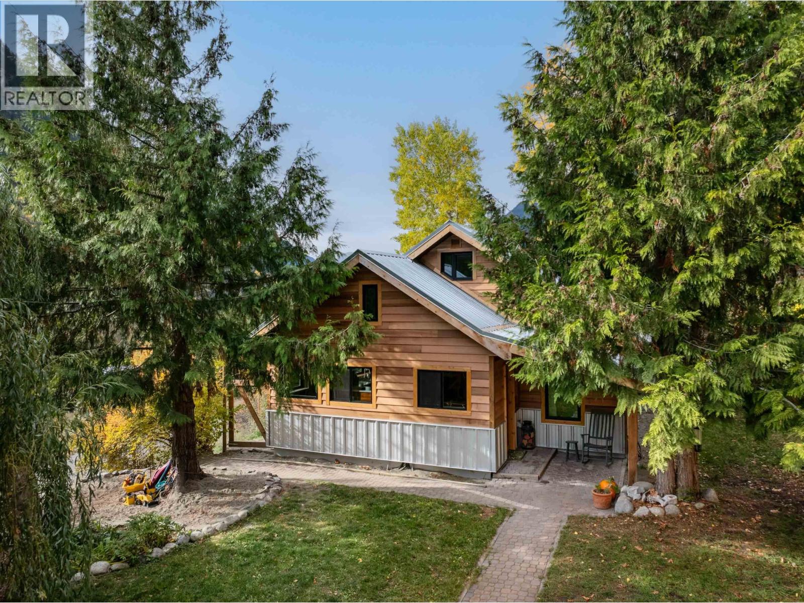 9521 Pemberton Portage Road, D'arcy, British Columbia  V0N 1L0 - Photo 26 - R3178312
