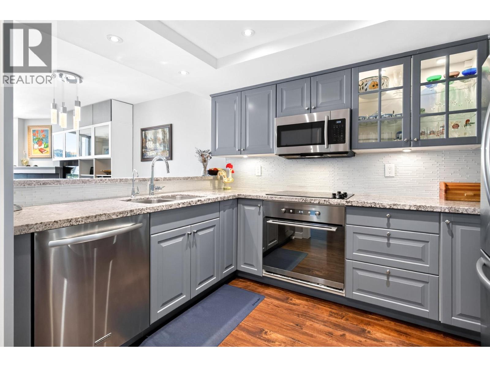 1401 1199 Eastwood Street, Coquitlam, British Columbia  V3B 7W7 - Photo 17 - R3178295
