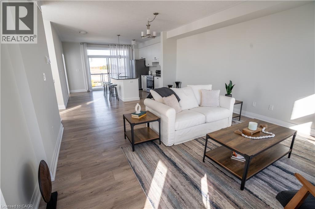 271 Grey Silo Road Unit# 52, Waterloo, Ontario  N2K 0E9 - Photo 3 - 40872230
