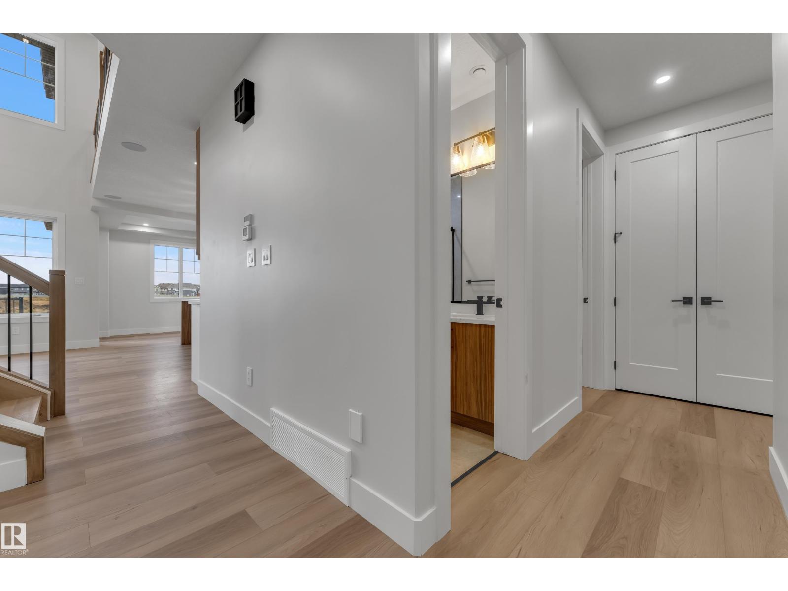 8422 223a St NW, Edmonton, Alberta  T5T 7X2 - Photo 9 - E4506546