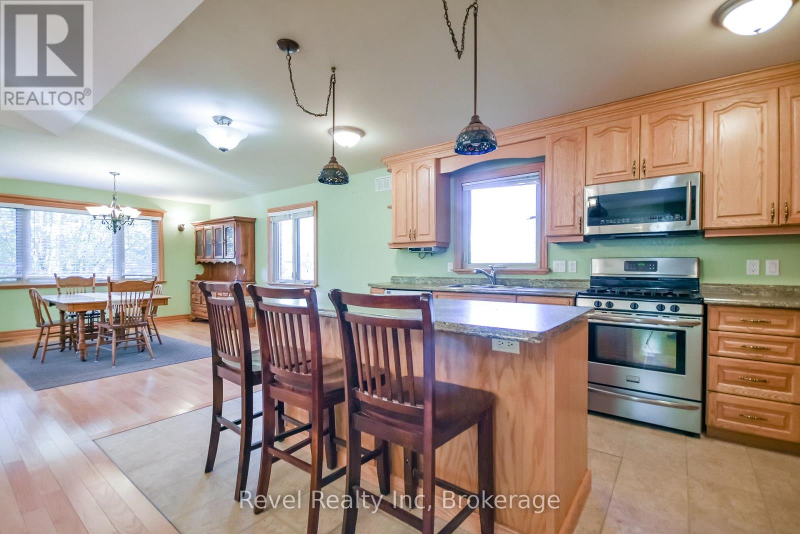2362 Tall Tree Lane, Innisfil, Ontario  L9S 3X5 - Photo 4 - N14115288