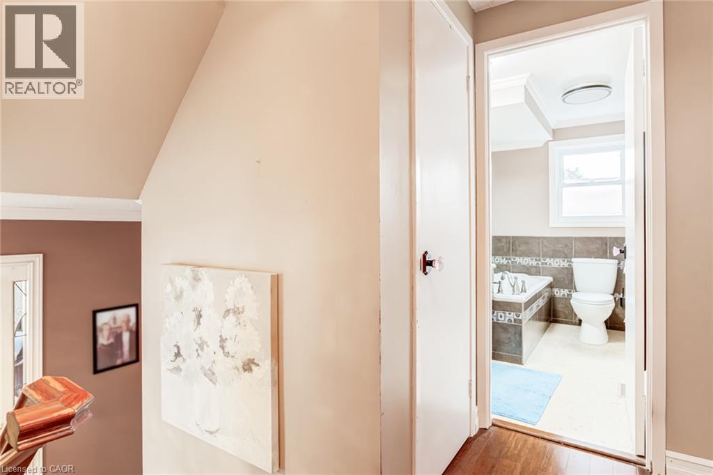 106 Appleford Road, Hamilton, Ontario  L9C 6B8 - Photo 17 - 40860912