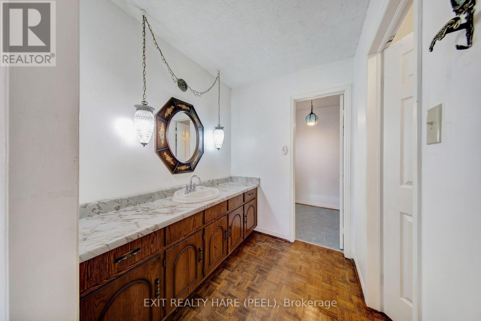 45 Mossbank Drive, Brampton, Ontario  L6W 3Y9 - Photo 28 - W14115256