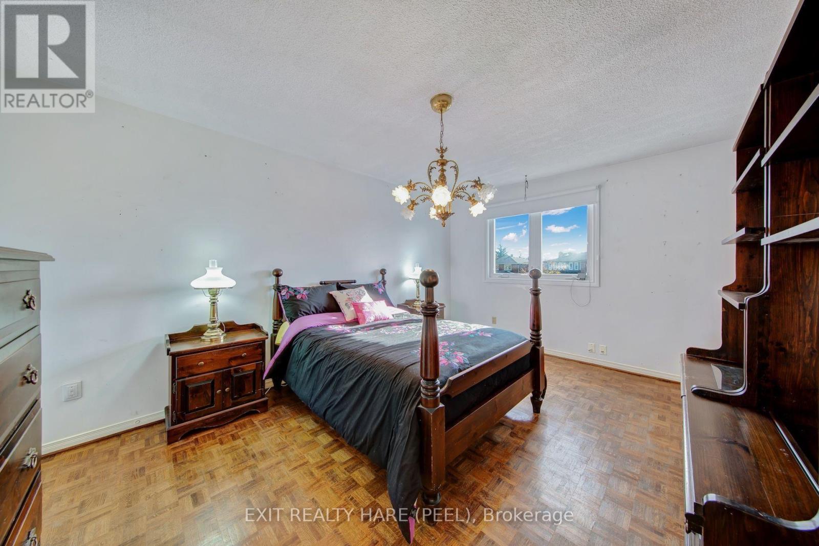 45 Mossbank Drive, Brampton, Ontario  L6W 3Y9 - Photo 32 - W14115256