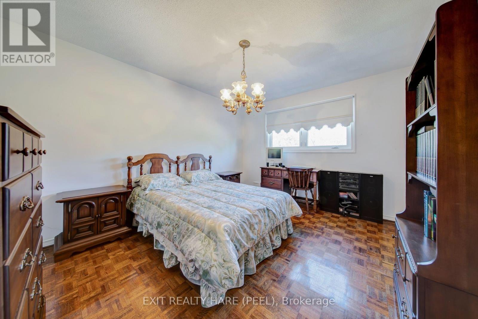45 Mossbank Drive, Brampton, Ontario  L6W 3Y9 - Photo 38 - W14115256