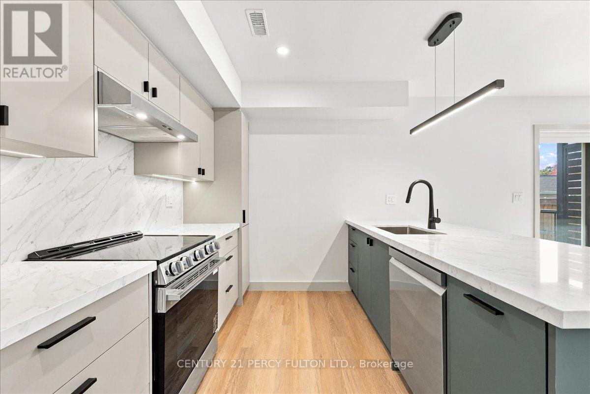 1 - 113 Hatherley Road, Toronto, Ontario  M6E 1W4 - Photo 12 - W14115260