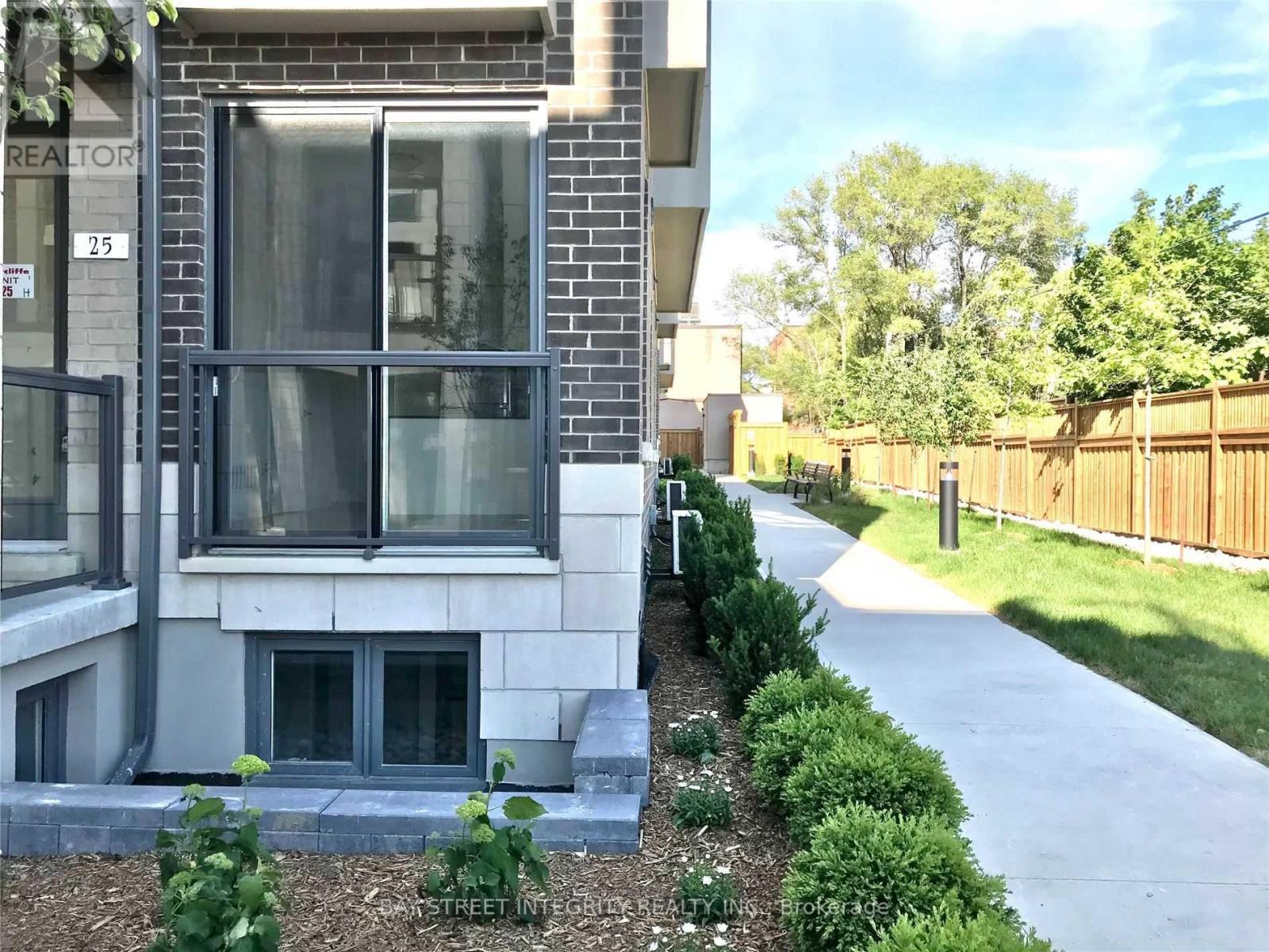 25 - 715 Lawrence Avenue W, Toronto, Ontario  M6A 0C6 - Photo 2 - W14115266