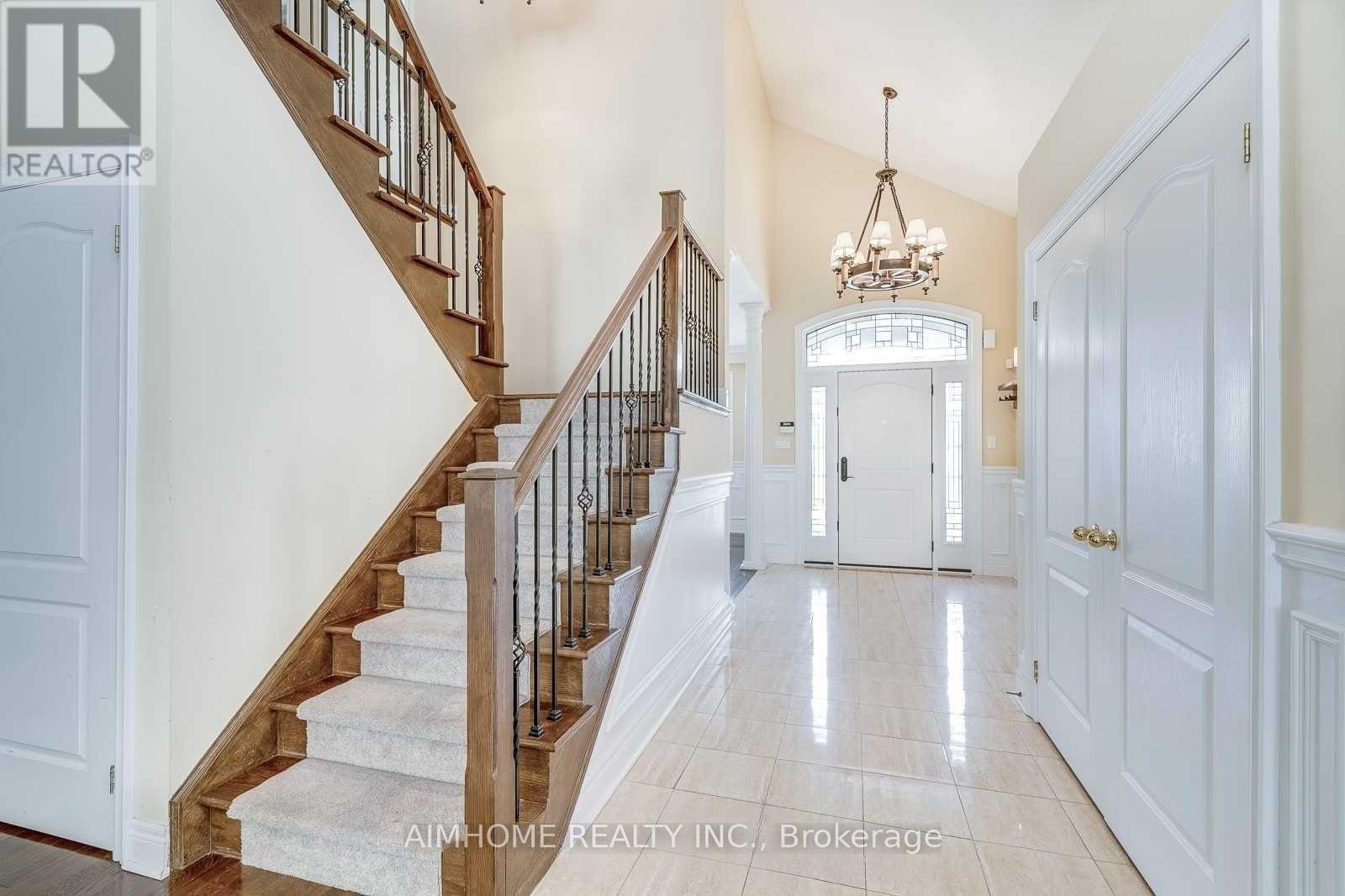2489 Lyndhurst Drive, Oakville, Ontario  L6H 7V8 - Photo 7 - W14114514